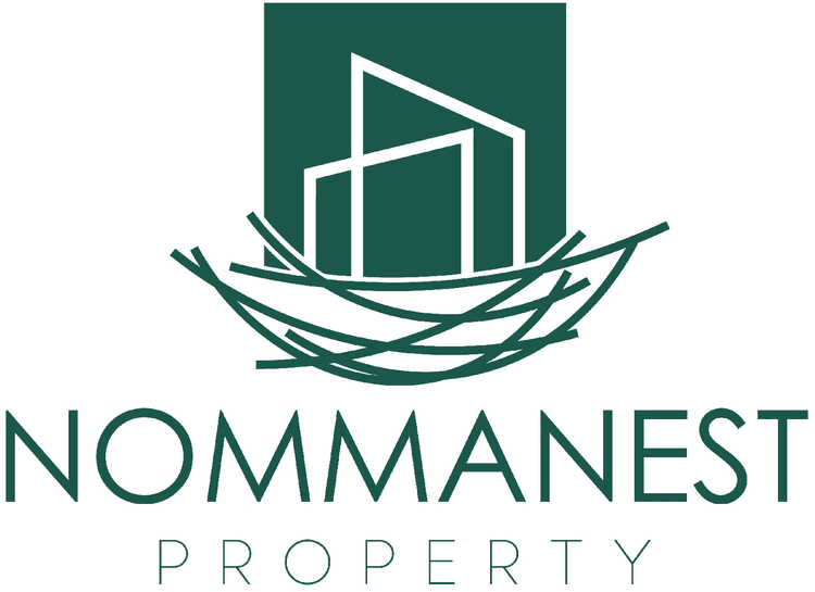Logo Nommanest : un bâtiment posé dans un nid d'oiseau